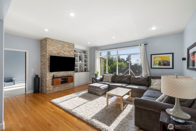 6817 Picnic Point Rd, House other with 5 bedrooms, 4 bathrooms and 3 parking in Edmonds WA | Image 23