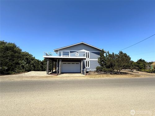 101 Sand Dune Ave Nw, Ocean Shores, WA, 98569-9788 | Card Image