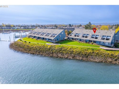 81 N Hayden Bay Dr, Portland, OR, 97217-7978 | Card Image