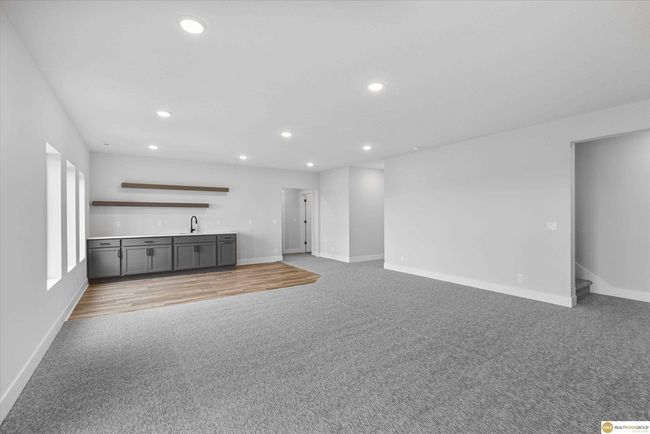 10901 N 161 St St, House other with 5 bedrooms, 4 bathrooms and 3 parking in Bennington NE | Image 29