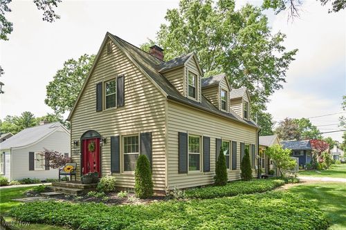 1107 Greenvale Ave, Akron, OH, 44313-6703 | Card Image
