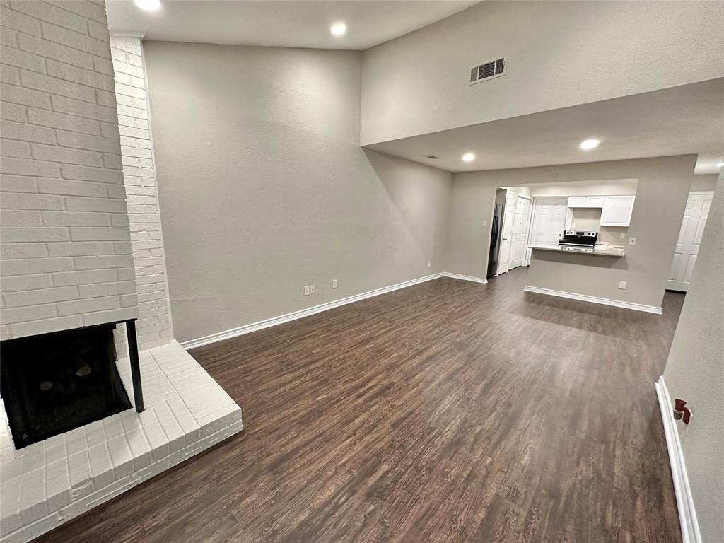 Clarissa Pl, Garland, TX 75040