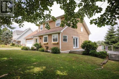 6 Westwind Dr, House other with 3 bedrooms, 3 bathrooms and null parking in Chester NS | Image 1