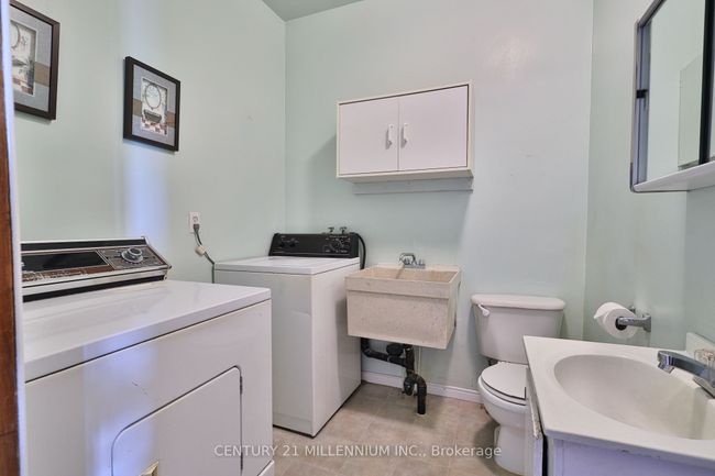 835526 4 Th Line, Home with 4 bedrooms, 2 bathrooms and 10 parking in Mono ON | Image 33
