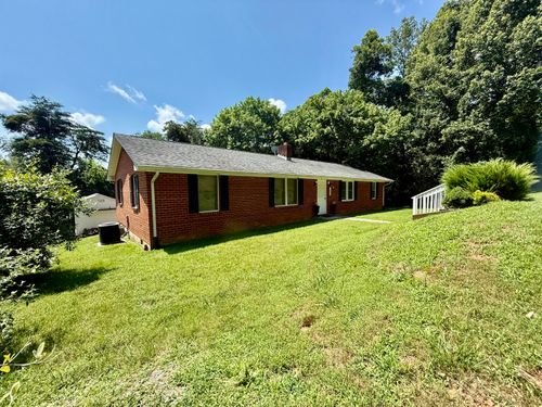 2-1083 Sams Way, Goodview, VA, 24095-3221 | Card Image