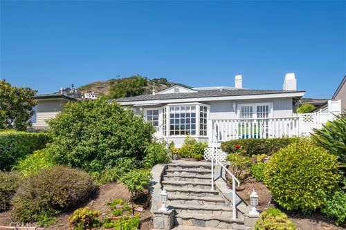 9 N Encino, Laguna Beach, CA, 92651-6706 | Card Image