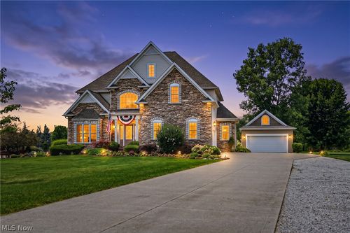 678 Substation Rd, Brunswick, OH, 44212-1918 | Card Image