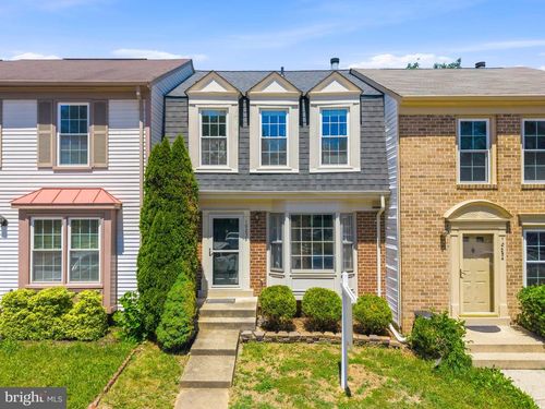 10256 Eagle Nest Ct, FAIRFAX, VA, 22032-3232 | Card Image