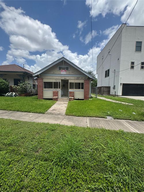 3265 Holman Street, Houston, TX, 77004 | Card Image