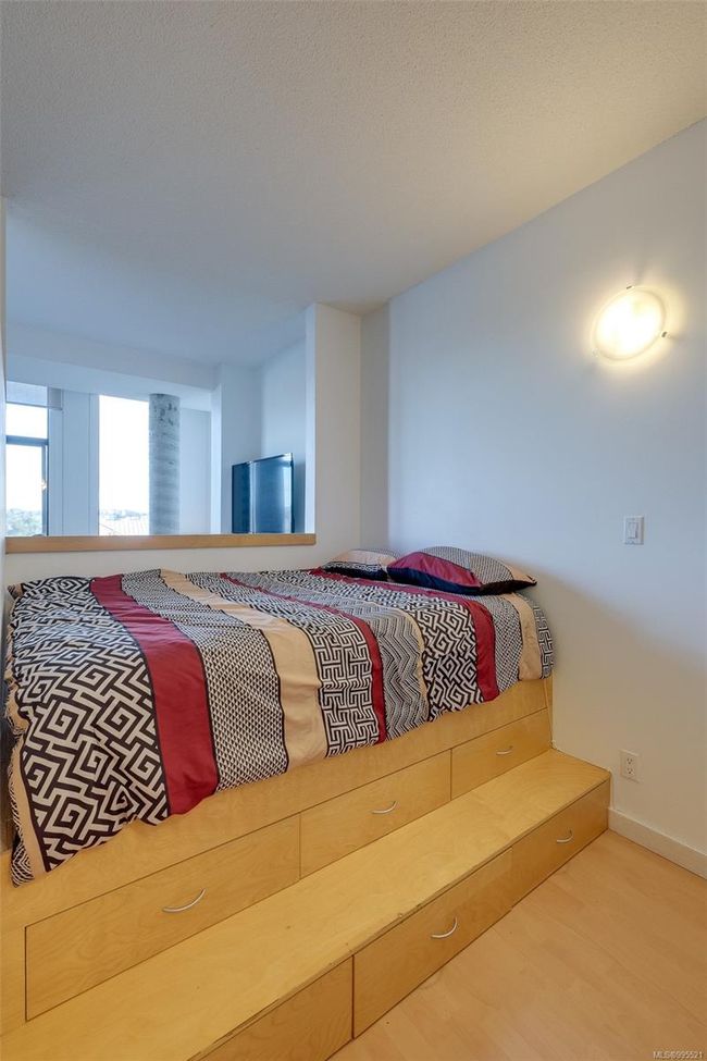 Built-in Bed | Image 21