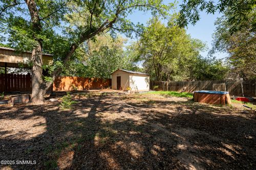 904 3rd St, Tularosa, NM, 88352-2320 | Card Image