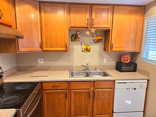 236-475 N Midway Dr, Escondido, CA, 92027 | Card Image