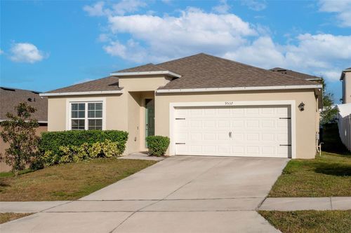 9537 Black Walnut Dr, CLERMONT, FL, 34715-6873 | Card Image