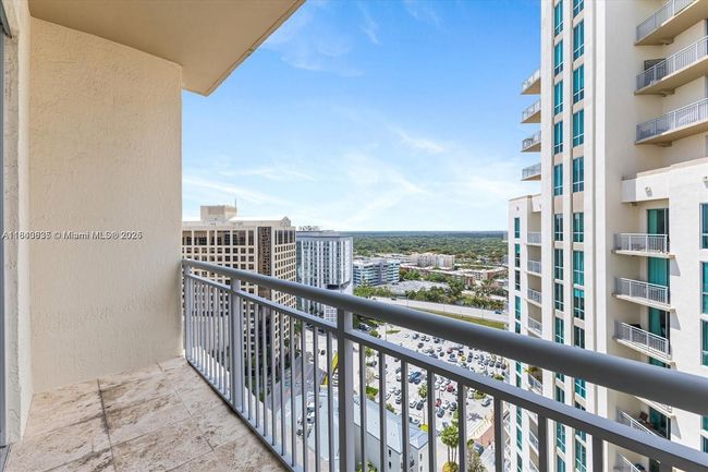 APT-2108 - 9055 Sw 73 Rd Ct, Condo with 2 bedrooms, 2 bathrooms and null parking in Pinecrest FL | Image 20