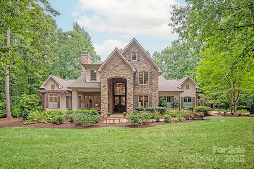10535 Island Point Rd, Charlotte, NC, 28278-6841 | Card Image