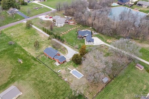2712 Vulliet Rd, Highland, IL, 62249-3840 | Card Image