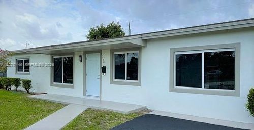 0-15900 Sw 102nd Ave, Miami, FL, 33157-1652 | Card Image