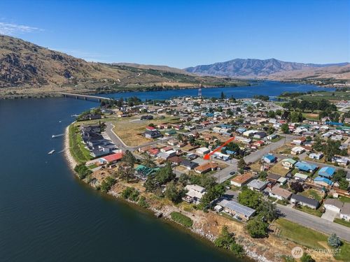 607 1st St, Brewster, WA, 98812-5900 | Card Image