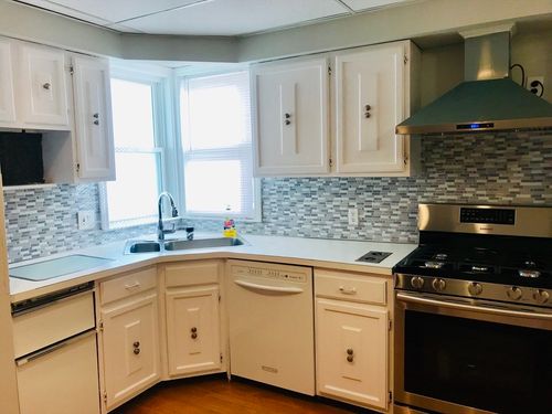 1-72 Boston Ave, Medford, MA, 02155-3522 | Card Image