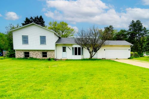 12641 Patricia Ave, Grant, MI, 49327-9325 | Card Image