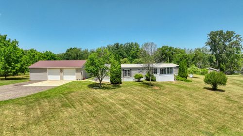 2752 W Mosherville Rd, Jonesville, MI, 49250-9363 | Card Image