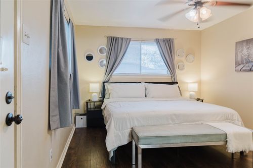 317 Willow Wood Ln, Desoto, TX, 75115-5739 | Card Image