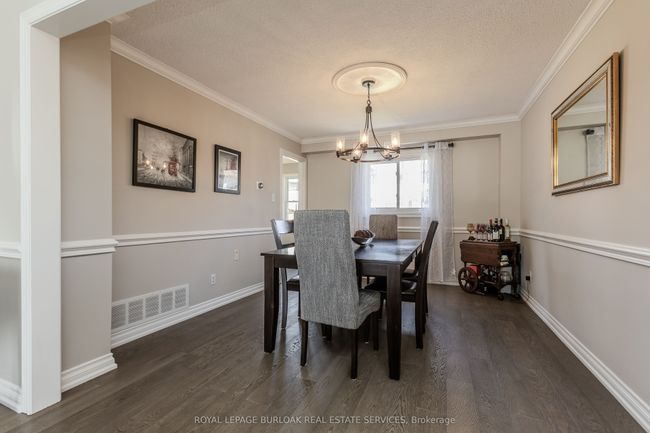 2033 Headon Forest Dr, House other with 5 bedrooms, 4 bathrooms and 2 parking in Burlington ON | Image 12