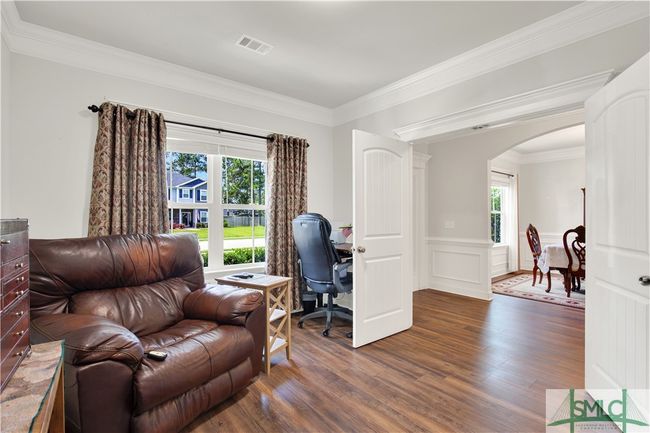 Flex room-office/formal living room/guest room/kids play room | Image 8