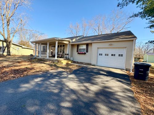 0-1154 N Franklin St, Salem, IL, 62881-4229 | Card Image