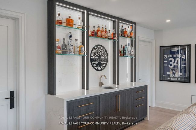 11 Little Marco Crt, House other with 6 bedrooms, 9 bathrooms and 9 parking in Maple ON | Image 25