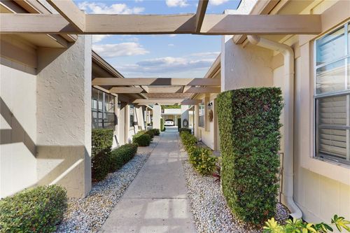 apt-5-11135 Carriage Hill Dr, PORT RICHEY, FL, 34668-1881 | Card Image