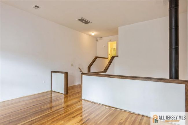 APT-9C - 323 Gill Ln, Townhouse with 2 bedrooms, 2 bathrooms and null parking in Iselin NJ | Image 15