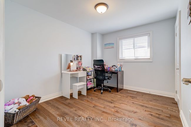 524 Fergo Ave, House attached with 4 bedrooms, 3 bathrooms and 2 parking in Mississauga ON | Image 21