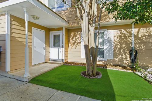 19-7322 Oak Manor Dr, San Antonio, TX, 78229-4502 | Card Image