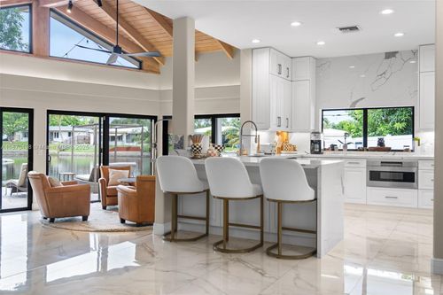 3401 Ne 17th Ter, Oakland Park, FL, 33334-5331 | Card Image