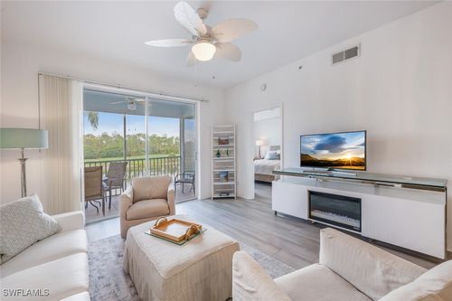 apt-624-7595 Arbor Lakes Ct, NAPLES, FL, 34112-7568 | Card Image