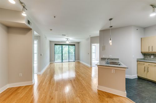 207-4414 Cedar Springs Rd, Dallas, TX, 75219-2029 | Card Image