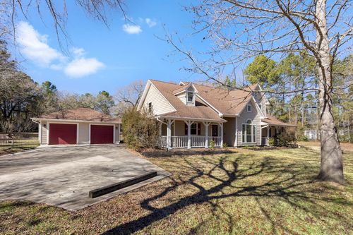 7863 Rodeo Rd, Waller, TX, 77484-4021 | Card Image