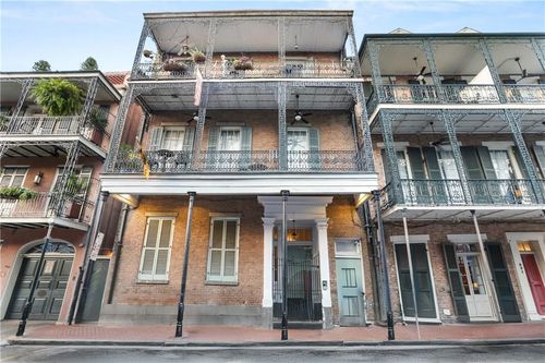 apt-i-835 Saint Louis St, New Orleans, LA, 70112-3467 | Card Image