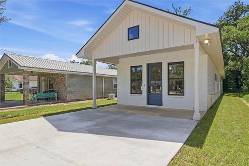 657 S Second Street, Ponchatoula, LA, 70454 | Card Image