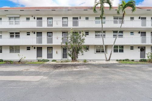 224b-4025 N Federal Highway, Oakland Park, FL, 33308 | Card Image