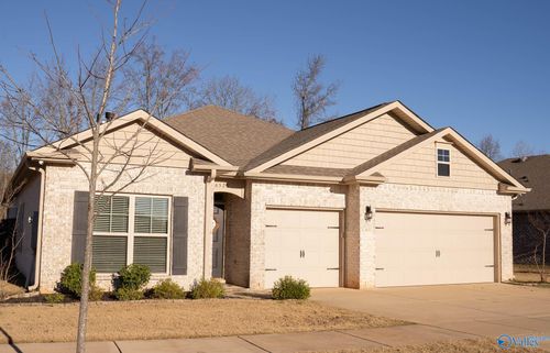 6525 Moon Crest Ln Nw, Huntsville, AL, 35806-3002 | Card Image