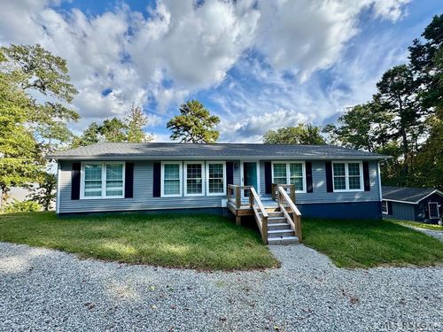 216 Lakeside Dr, Buffalo Junction, VA, 24529-2636 | Card Image