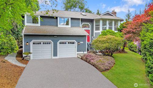 11633 132nd Ct Ne, Redmond, WA, 98052-2430 | Card Image