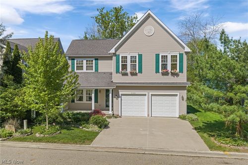 3108 Vermont Pl, Akron, OH, 44312-5986 | Card Image