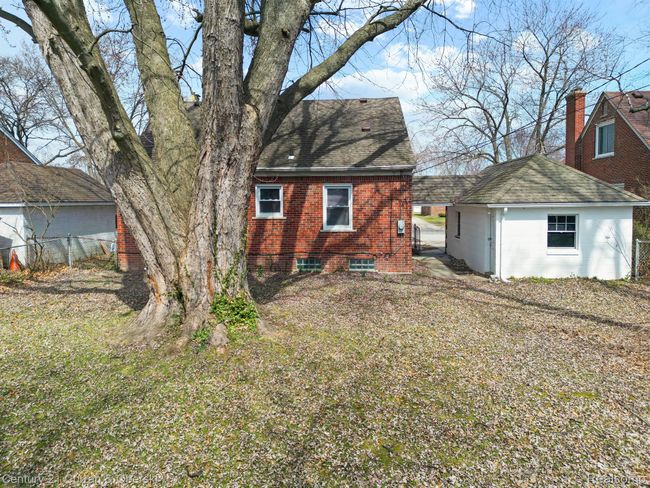 20488 Fleetwood Dr, House other with 4 bedrooms, 2 bathrooms and null parking in Harper Woods MI | Image 27