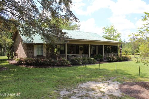 269 Howell Mill Rd, Lucedale, MS, 39452-3764 | Card Image