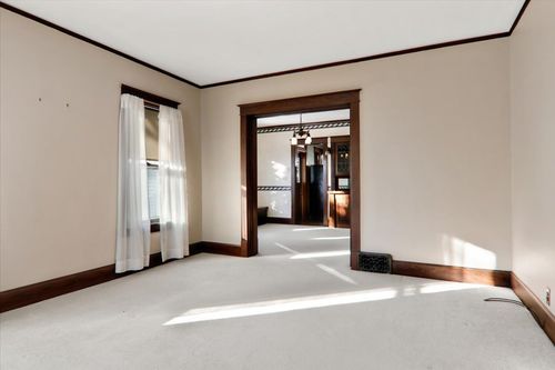 118 W North St, Danvers, IL, 61732-9206 | Card Image