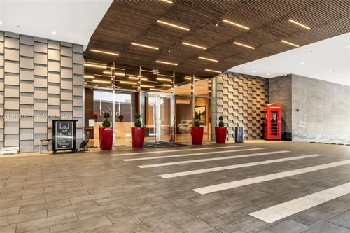 3900-3901-1080 Brickell Ave, Miami, FL, 33131-3997 | Card Image