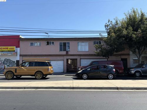3810 Foothill Blvd, Oakland, CA, 94601-4262 | Card Image